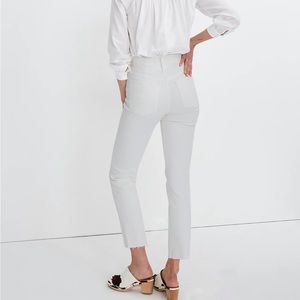 The Petite Perfect Vintage Jean in Tile White: Raw-Hem Edition